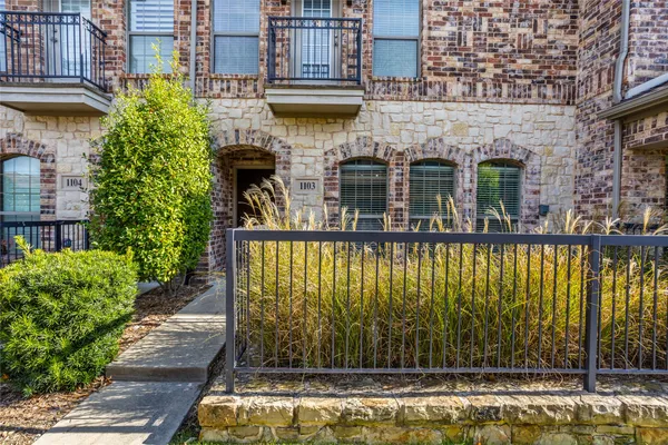 Property Slideshow image 3 of 36 | 3075 willow grove blvd 1103, Mckinney, TX, 75070