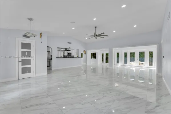Property Slideshow image 3 of 37 | 10668 greentrail dr, Boynton Beach, FL, 33436