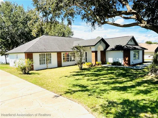 Property Slideshow image 2 of 34 | 161 grandview blvd, Lake Placid, FL, 33852