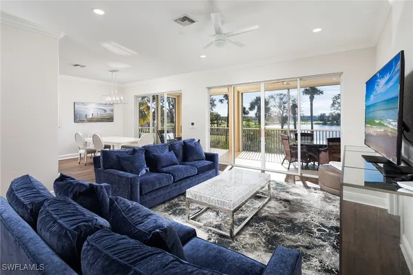 Property Slideshow image 3 of 31 | 673 vintage reserve cir 11c, Naples, FL, 34119