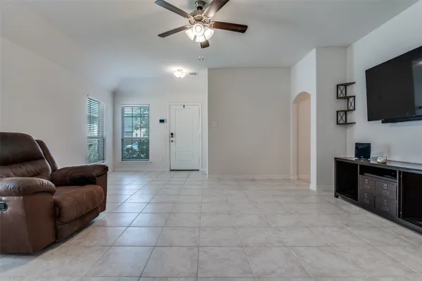 Property Slideshow image 3 of 23 | 105 mojave way, Red Oak, TX, 75154