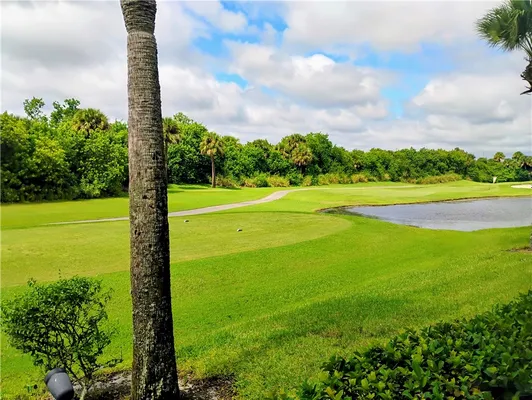Property Slideshow image 2 of 31 | 27 plantation dr apt 102, Vero Beach, FL, 32966