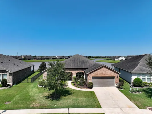 Property Slideshow image 2 of 36 | 442 spindrift cir, Richmond, TX, 77469