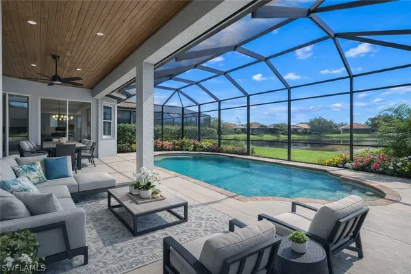 Property Slideshow image 3 of 40 | 6062 divot ct, Naples, FL, 34113