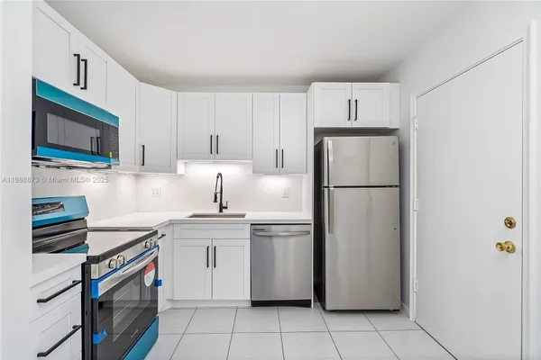 Property Slideshow image 2 of 40 | 4851 nw 21st st apt 512, Lauderhill, FL, 33313