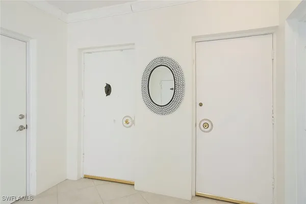 Property Slideshow image 3 of 29 | 2011 gulf shore blvd 56, Naples, FL, 34102