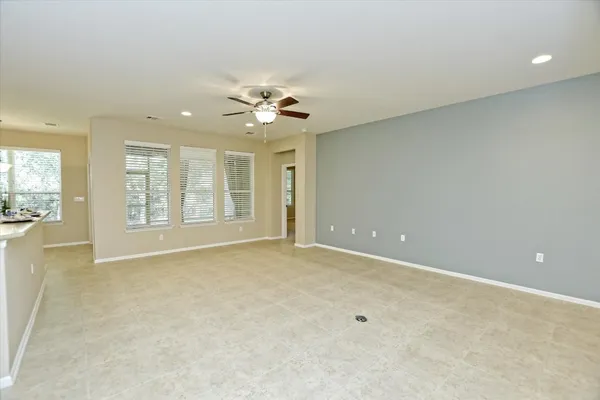 Property Slideshow image 3 of 26 | 702 independence creek ln, Georgetown, TX, 78633