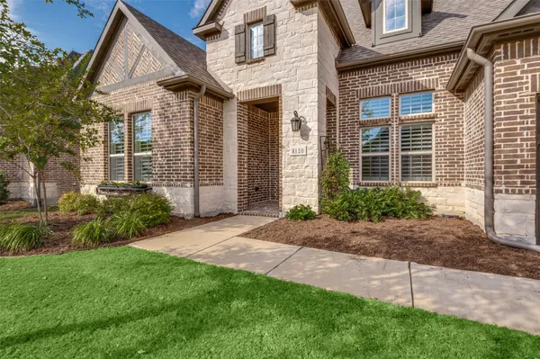 Property Slideshow image 2 of 31 | 8120 isle of skye, Lewisville, TX, 75056