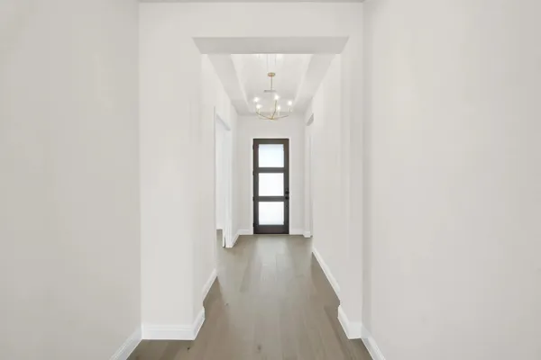 Property Slideshow image 3 of 38 | 4726 hawthorn hls, Arlington, TX, 76005