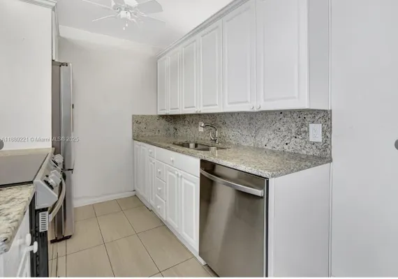 Property Slideshow image 3 of 27 | 4008 oakridge a # 4008, Deerfield Beach, FL, 33442