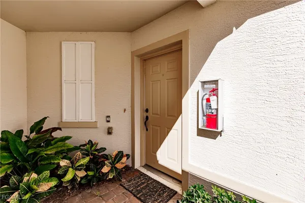 Property Slideshow image 3 of 47 | 3011 meandering way 202, Fort Myers, FL, 33905