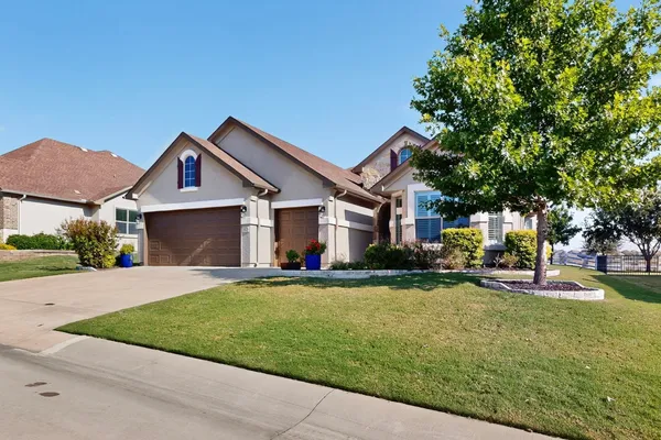 Property Slideshow image 2 of 38 | 11829 willet way, Denton, TX, 76207