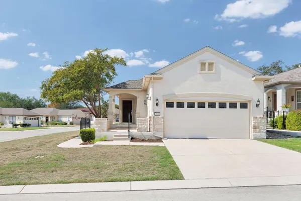 Property Slideshow image 3 of 36 | 201 limestone shoals ct, Georgetown, TX, 78633