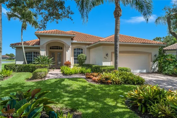 Property Slideshow image 3 of 49 | 8966 appaloosa ct, Naples, FL, 34113