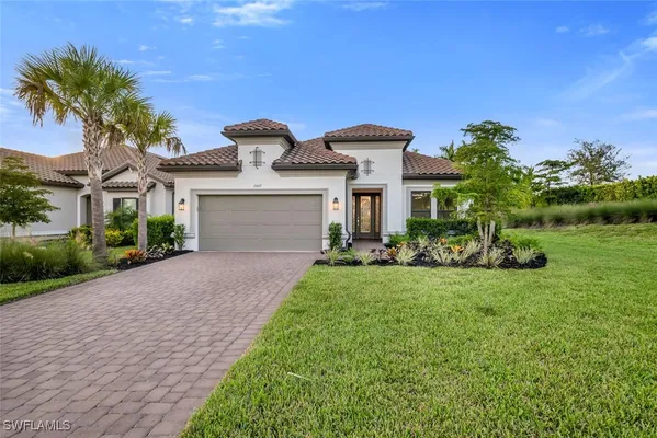 Property Slideshow image 2 of 30 | 15107 pescara st, Naples, FL, 34114
