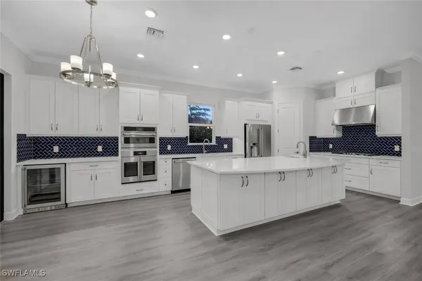 Property Slideshow image 3 of 36 | 15107 pescara st, Naples, FL, 34114