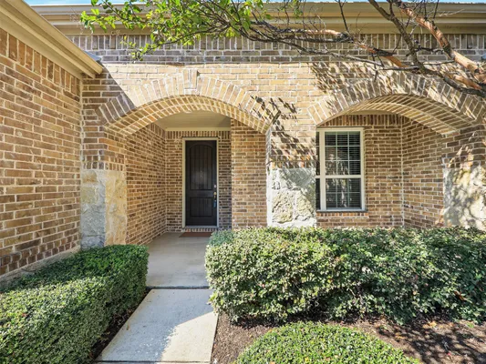 Property Slideshow image 3 of 38 | 2464 luna vista ln, Frisco, TX, 75036