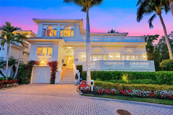 Property Slideshow image 3 of 50 | 27710 marina isle ct, Bonita Springs, FL, 34134