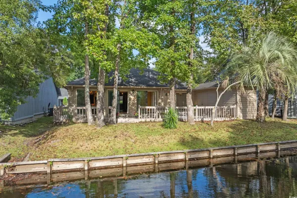 Property Slideshow image 2 of 40 | 104 hickory dr, Conway, SC, 29526