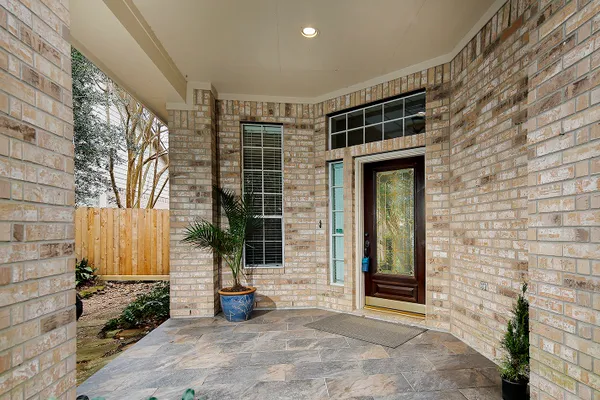 Property Slideshow image 2 of 27 | 43 wilmington way, The Woodlands, TX, 77384