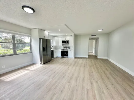 Property Slideshow image 3 of 39 | 213 oakridge n # 213, Deerfield Beach, FL, 33442
