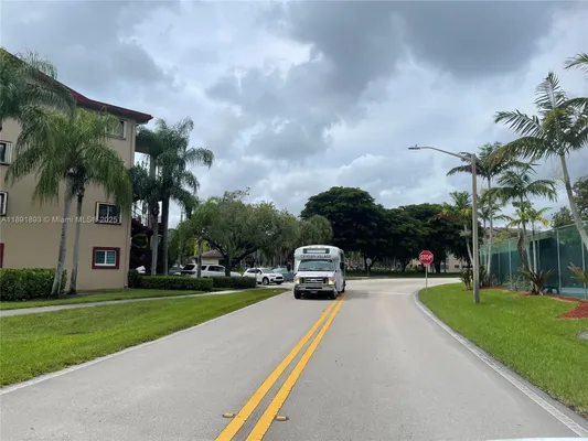 Property Slideshow image 3 of 27 | 800 sw 142nd ave 104n, Pembroke Pines, FL, 33027