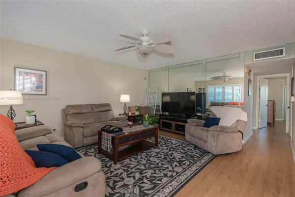 Property Slideshow image 2 of 23 | 576 burgundy l # 576, Delray Beach, FL, 33484