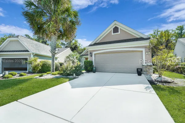 Property Slideshow image 2 of 58 | 36 reedy pl, Bluffton, SC, 29909