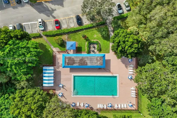 Property Slideshow image 3 of 72 | 3001 portofino isle k2, Coconut Creek, FL, 33066