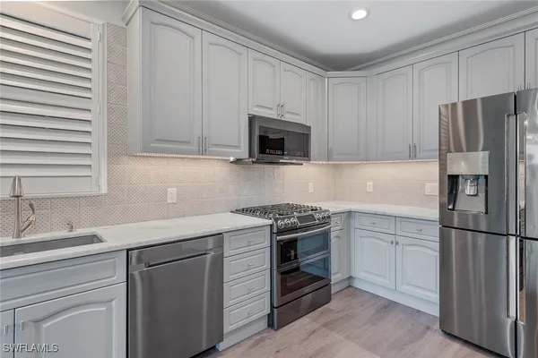 Property Slideshow image 2 of 50 | 9134 cherry oaks ln 102, Naples, FL, 34114