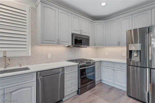 Property Slideshow image 2 of 50 | 9134 cherry oaks ln 102, Naples, FL, 34114