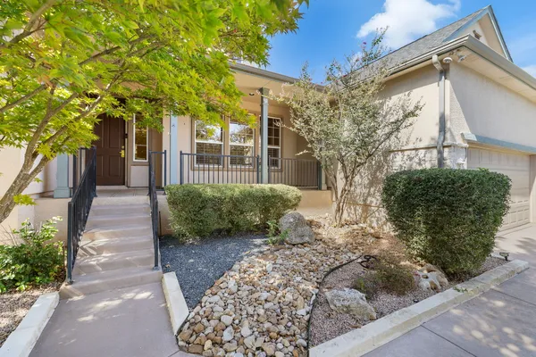 Property Slideshow image 2 of 36 | 105 liatris ln, Georgetown, TX, 78633