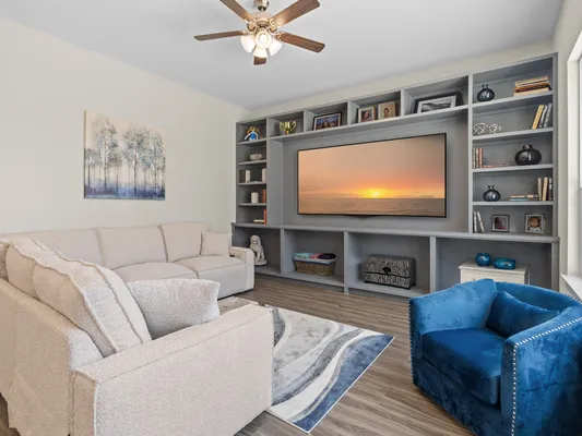 Property Slideshow image 3 of 25 | 1306 hidden oaks dr, Tomball, TX, 77375