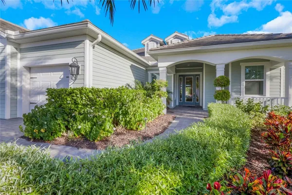 Property Slideshow image 2 of 45 | 11640 winding river dr, Fort Myers, FL, 33905