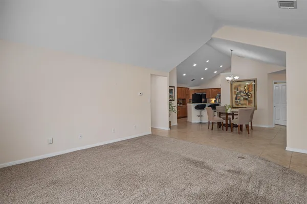 Property Slideshow image 2 of 33 | 30 wildwood dr 91, Georgetown, TX, 78633
