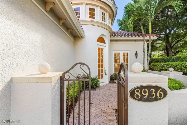 Property Slideshow image 3 of 27 | 8936 cherry oaks trl, Naples, FL, 34114