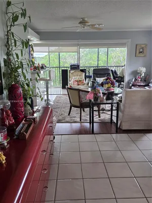 Property Slideshow image 3 of 25 | 1001 sw 141st ave 412k, Pembroke Pines, FL, 33027