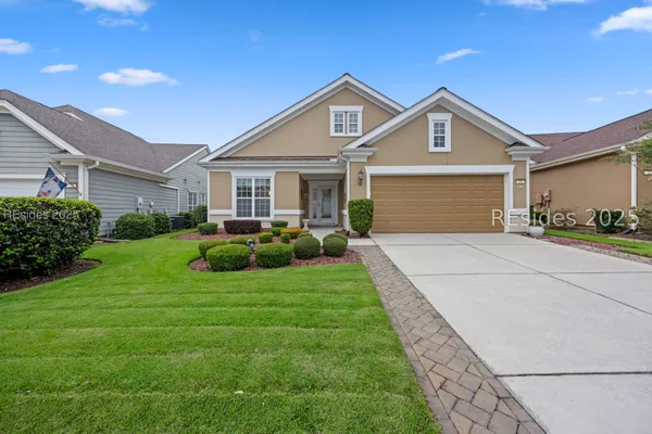 Property Slideshow image 2 of 66 | 23 knotweed ct, Bluffton, SC, 29909