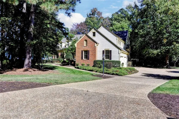 Property Slideshow image 2 of 50 | 2031 hornes lake rd, Williamsburg, VA, 23185