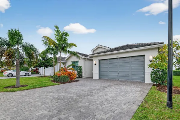 Property Slideshow image 2 of 47 | 12019 sw seahorse springs ter, Port St Lucie, FL, 34987