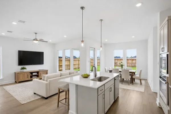 Property Slideshow image 3 of 17 | 23518 steely thicket trl, Tomball, TX, 77375