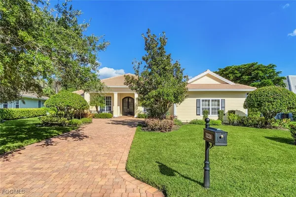 Property Slideshow image 2 of 39 | 3220 cypress marsh dr, Fort Myers, FL, 33905