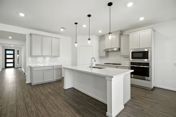 Property Slideshow image 2 of 30 | 4506 rustic grove ln, Fulshear, TX, 77441