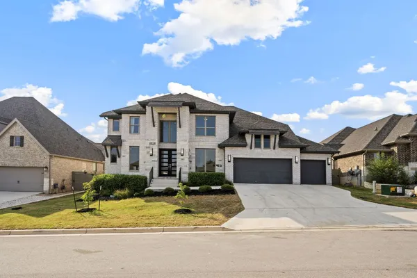 Property Slideshow image 3 of 40 | 448 tobacco pass, New Braunfels, TX, 78132