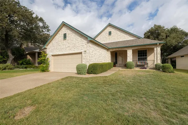 Property Slideshow image 2 of 29 | 155 dan moody trl, Georgetown, TX, 78633