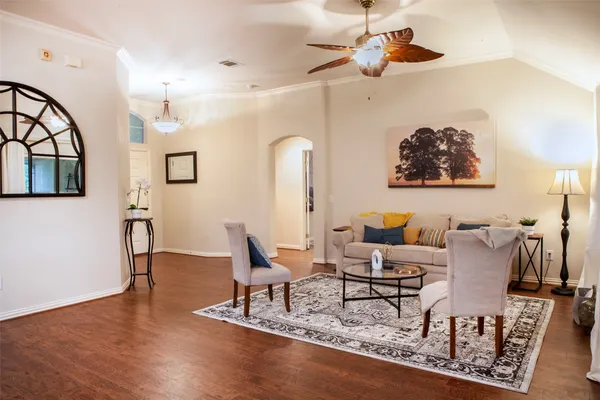 Property Slideshow image 3 of 40 | 9604 pinewood dr, Denton, TX, 76207