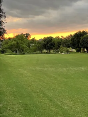 Property Slideshow image 3 of 33 | 11800 southerland dr, Denton, TX, 76207