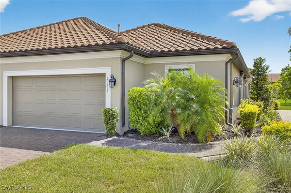 Property Slideshow image 2 of 35 | 15215 tolmino st, Naples, FL, 34114