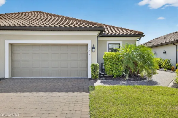 Property Slideshow image 3 of 35 | 15215 tolmino st, Naples, FL, 34114