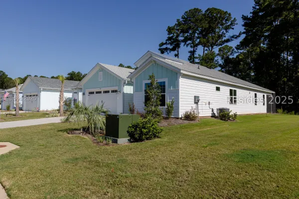 Property Slideshow image 3 of 45 | 510 horizon ct, Hardeeville, SC, 29927